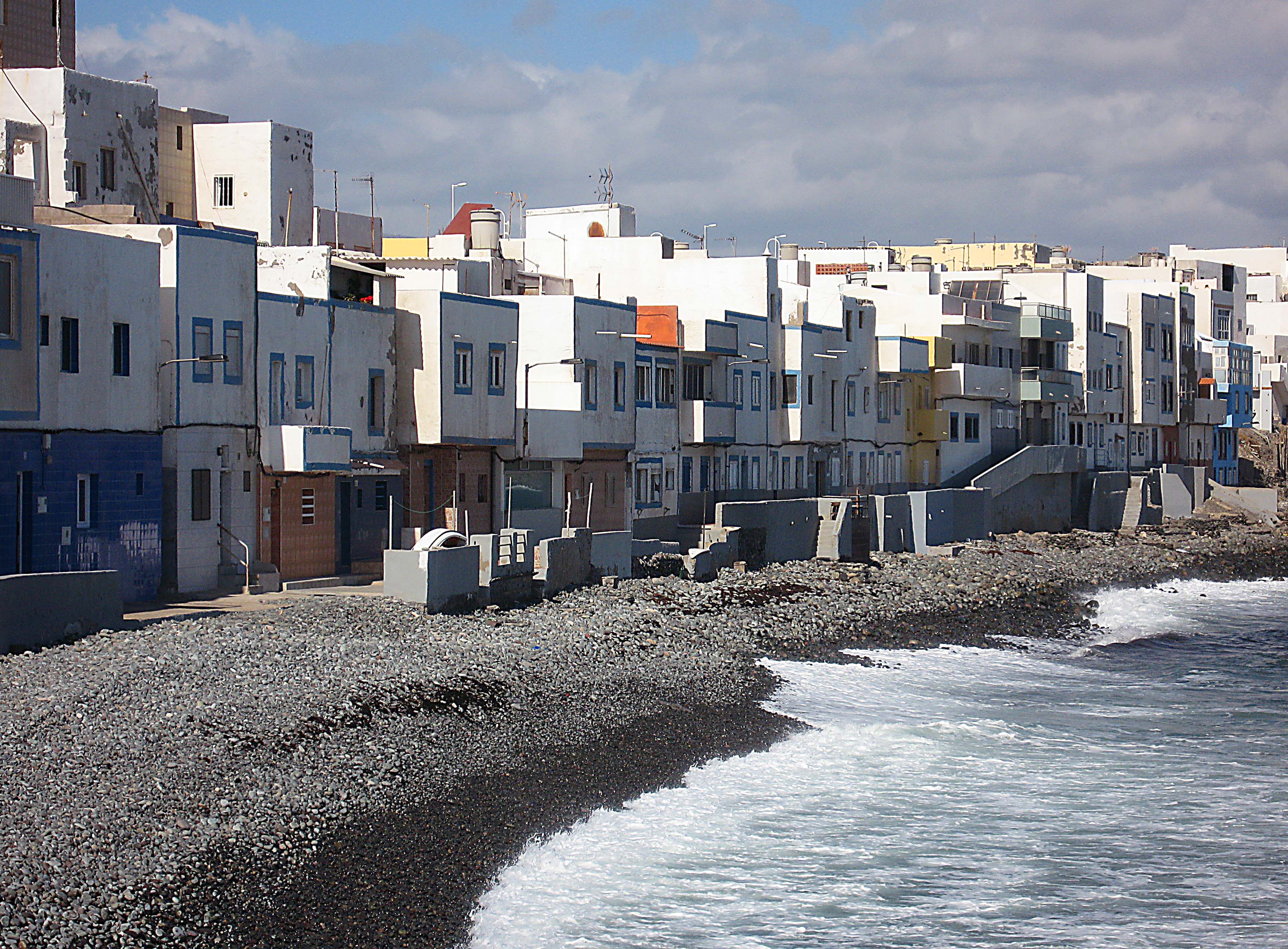 Pozo Izquierdo - panoramio - Javier Branas (1).jpg