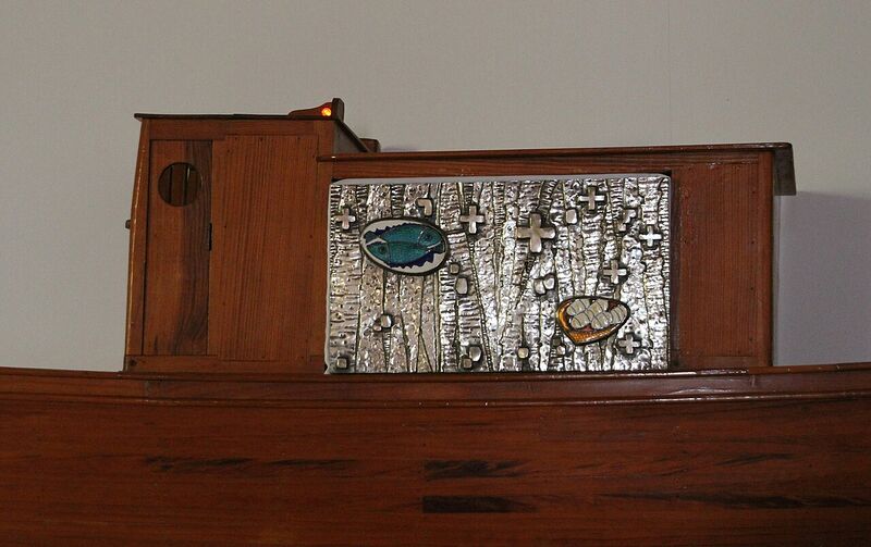 Archivo:La Graciosa-Caleta del Sebo-Seemannskirche-12-Tabernakel-2015-gje.jpg