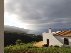 Northern coast of La Palma, from Topaciegas.jpg