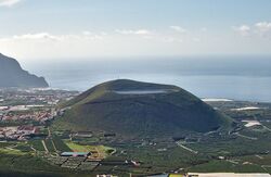 Montaña De Taco Tenerife (65893145) Extracted.jpg