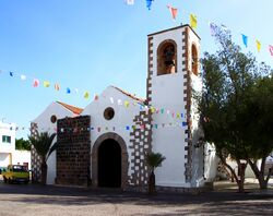 Iglesia de San Miguel Arcángel - West facade.JPG