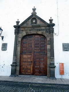 Garachico - Convento de las Concepcionistas Franciscanas 1 Portal.jpg