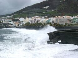 Puerto naos en la palma.jpg