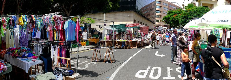 Archivo:Rastro de Santa Cruz 3.jpg